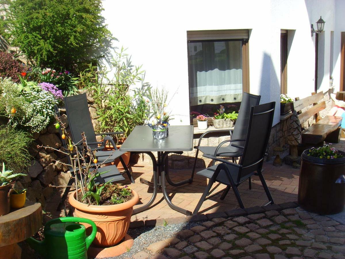 Ferienwohnung Reissmann Heinsdorfergrund Exterior photo